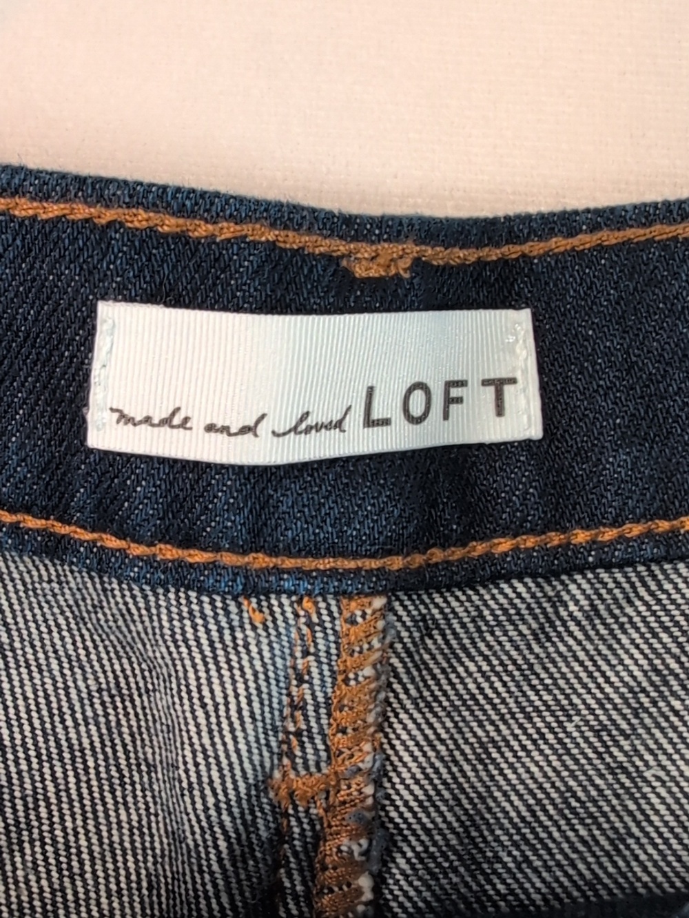 Loft Dark Wash Denim Jeans Shorts The Cuff Shorts Size 12/31 - Picture 2 of 9